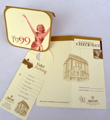 Folleto y door hanger